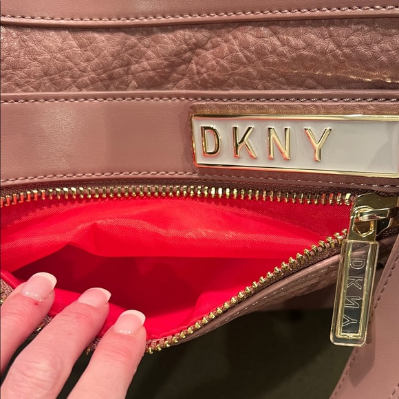 DKNY Mauve Tote with Bold Red Lining - Picture 3 of 6